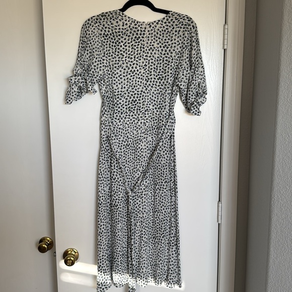 Faithful the Brand Floral Dress NWT - Picture 4 of 4